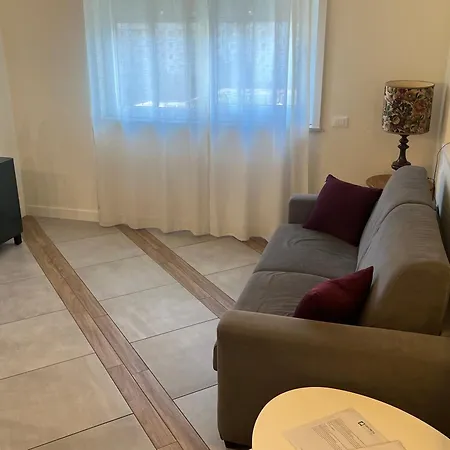 Favorita Apartamento *