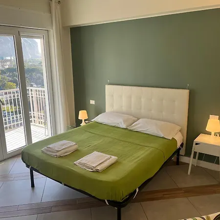 Favorita Apartment Palermo